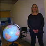 Insegnante madrelingua inglese offre se conversione in inglese sia privati sia in piciole gruppi, per bambini e adulti a Brescia, montirone e Ghedi
Mi chiamo Cathy e può contatto me su